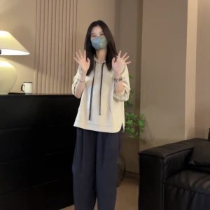 Women's Two-Piece Sweatshirt and Casual Pants Set
