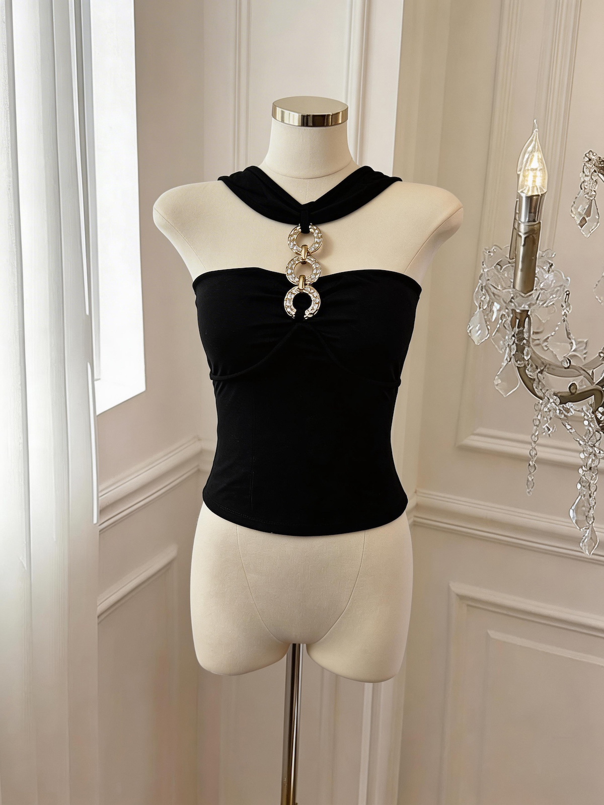 Women's Sleeveless Halter Camisole Top with Cutout Splicing French Style Summer Shirt - Image 3